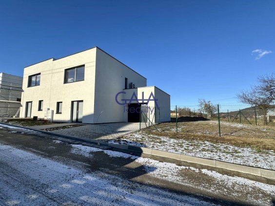 Foto nemovitosti 25H083RD č. 1