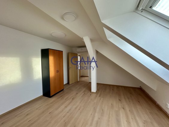 Foto nemovitosti 25H182BO č. 3