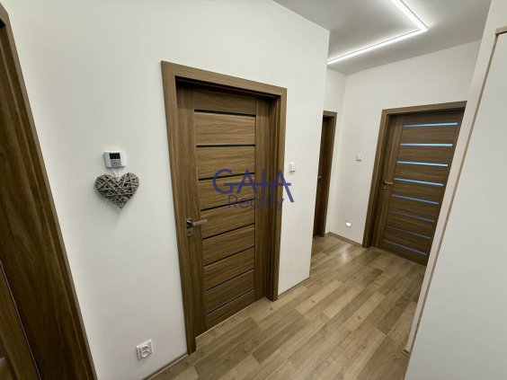 Foto nemovitosti 26K057RD č. 13